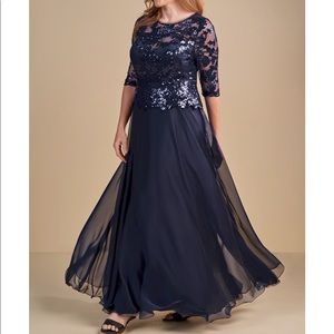 Gorgeous navy blue evening gown